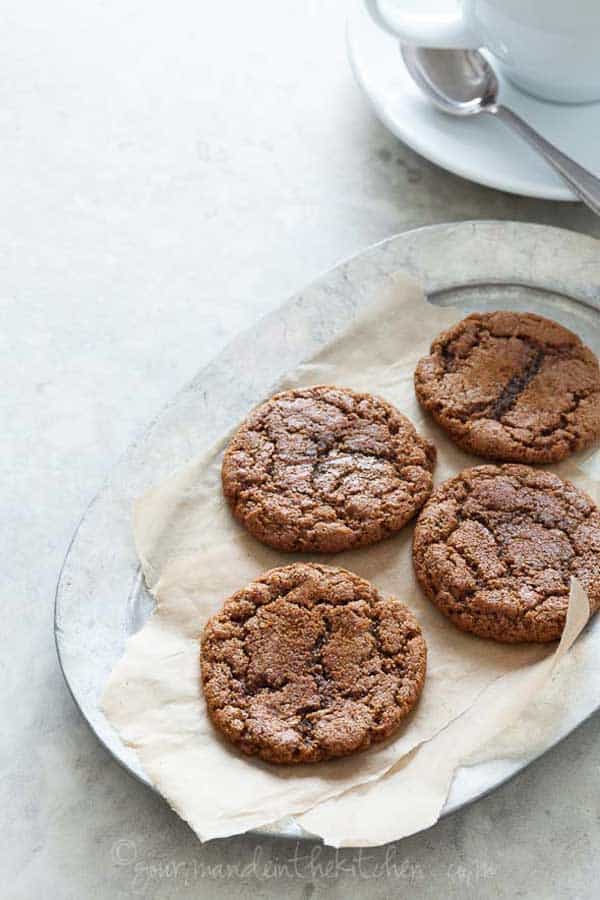 Chewy Ginger Molasses Cookies