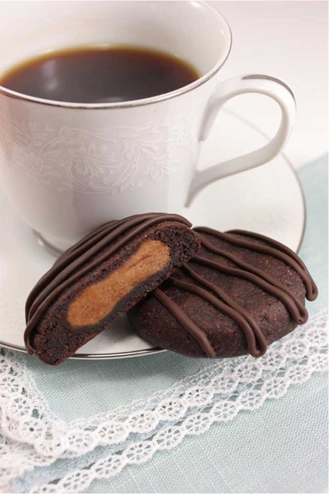Chewy Magic Peanut Butter Middle Cookies