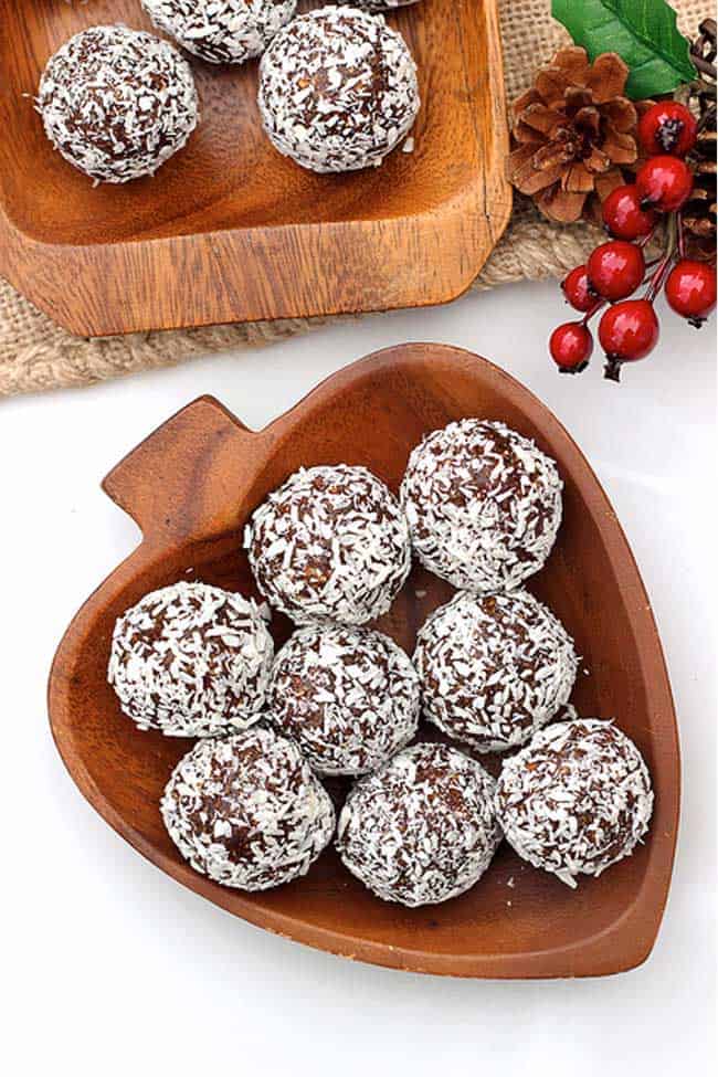 Grain-free No Bake Gingerbread Cookie Balls