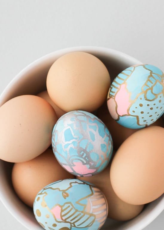 Graffiti art eggs