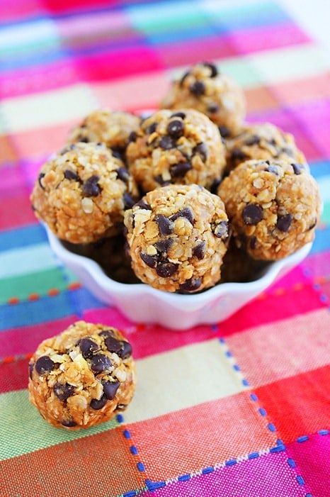 No Bake Granola Energy Bites