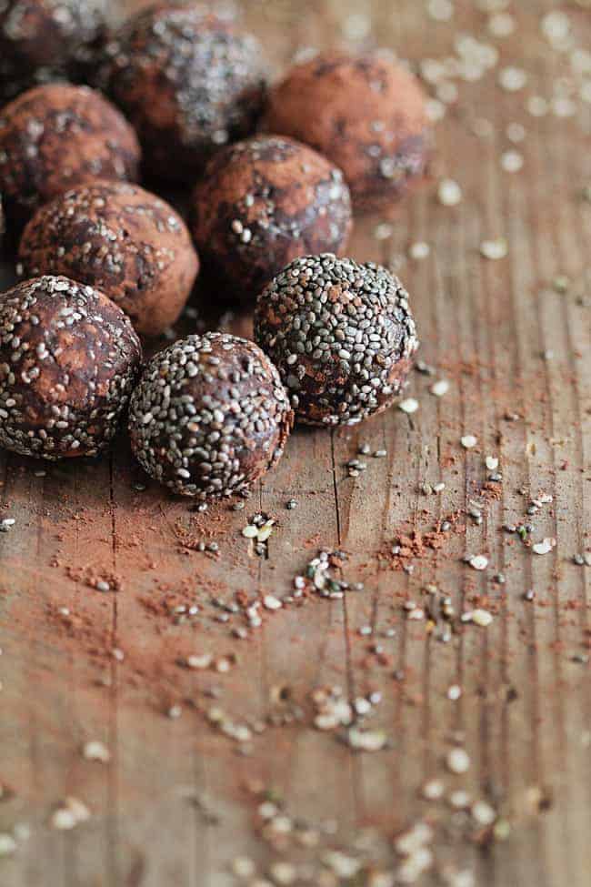 Chocolate Chia Balls