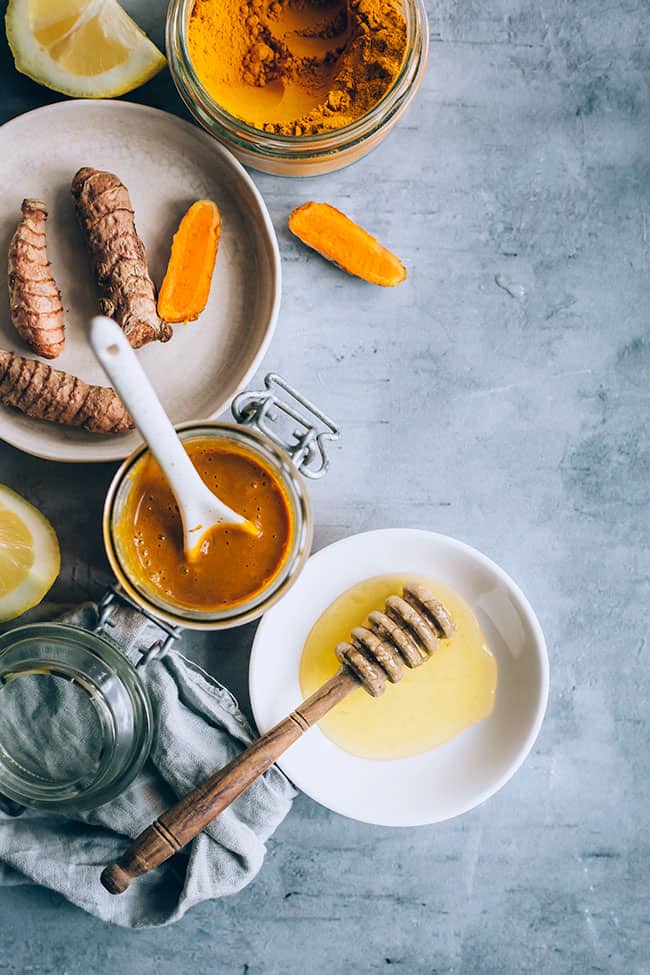 How to make turmeric honey