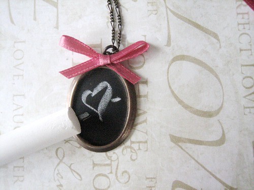DIY Chalkboard Necklace