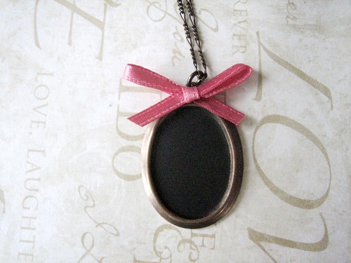 DIY Chalkboard Necklace