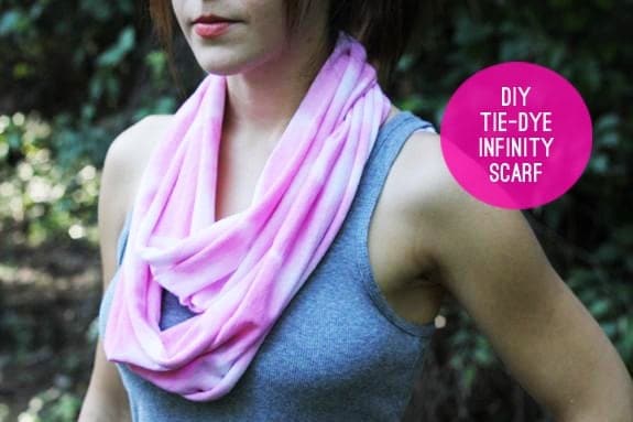 Tie Dye DIY Infinity Scarf | HelloGlow.co