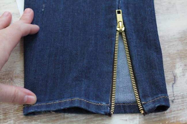 Ankle ZIpper Jeans