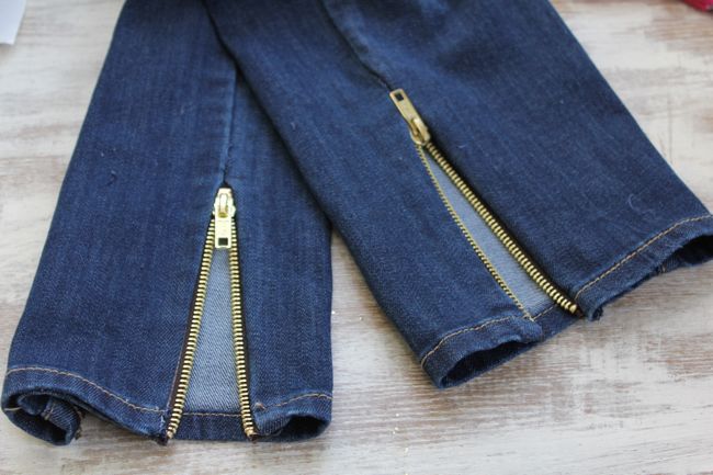 Bottom store zipper jeans