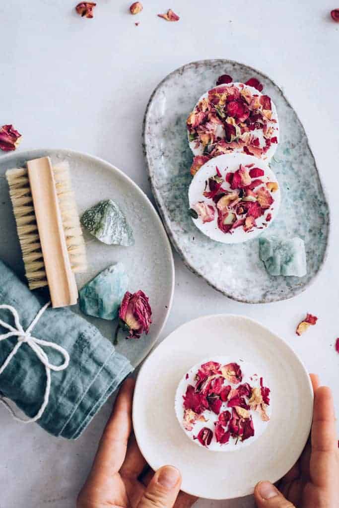 Best Organic Soap Base: Our Complete Guide to Using Melt-and-Pour Soap –