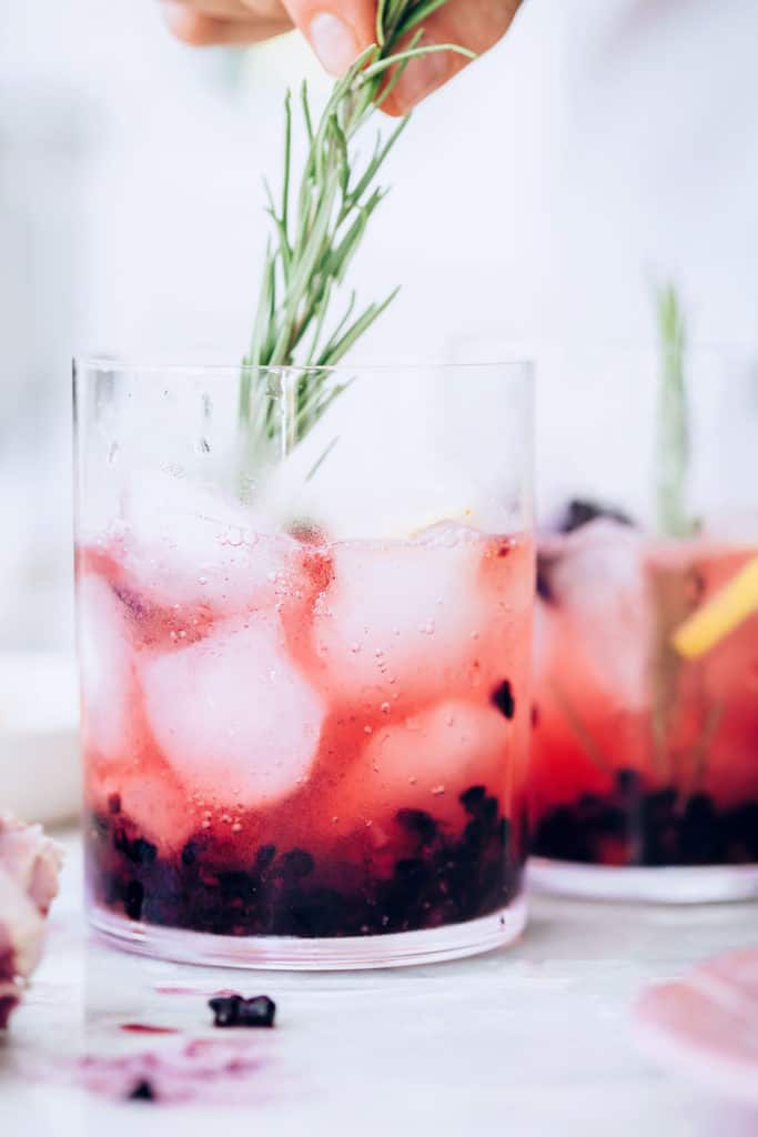 Fizzy Gin Lemonade with Blackberries and Rosemary