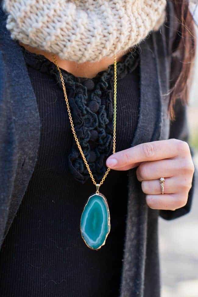 Agate DIY Pendant Necklace | HelloGlow.co