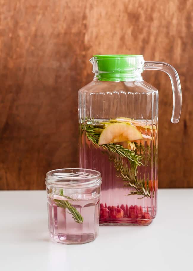 green apple raspberry rosemary infused water | HelloGlow.co
