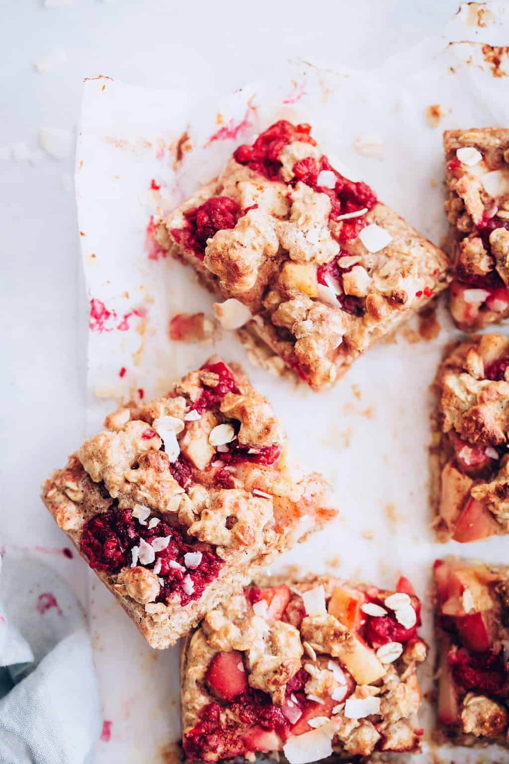 12 All-Natural Pink and Red Recipes That Are Still a Treat - Apple Crumble Bars with Raspberries
