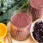 Wrinkle-Fighting Berry Kale Smoothie | HelloGlow.co