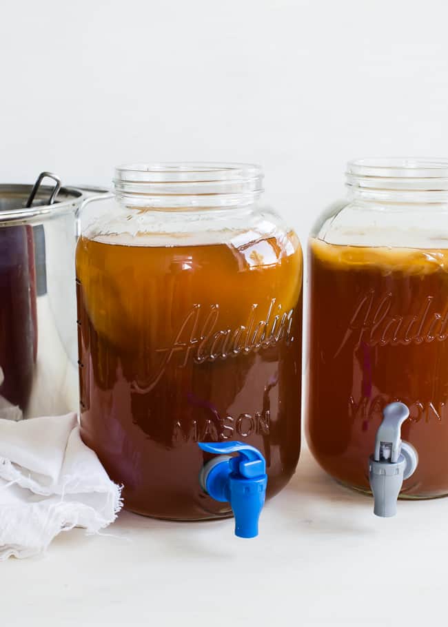 How to Make Kombucha | HelloGlow.co