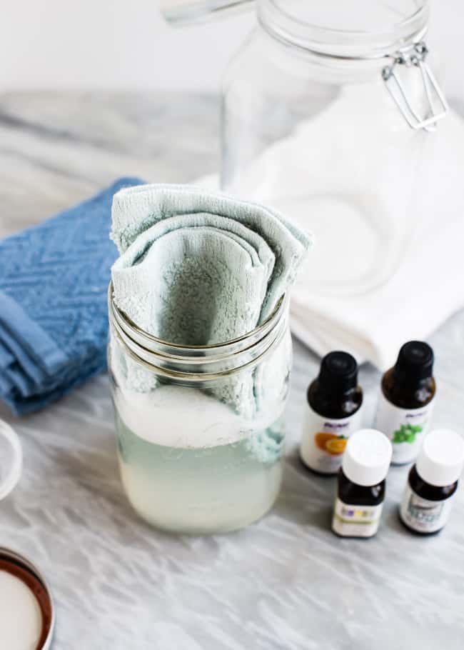 DIY natural disinfectant wipes | HelloGlow.co