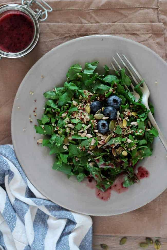 https://helloglow.co/wp-content/uploads/2014/08/Watercress-Quinoa-Salad-with-Blueberry-Dressing.jpg