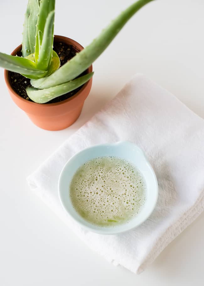 Aloe Vera Face Pack with Lemon | HelloGlow.co