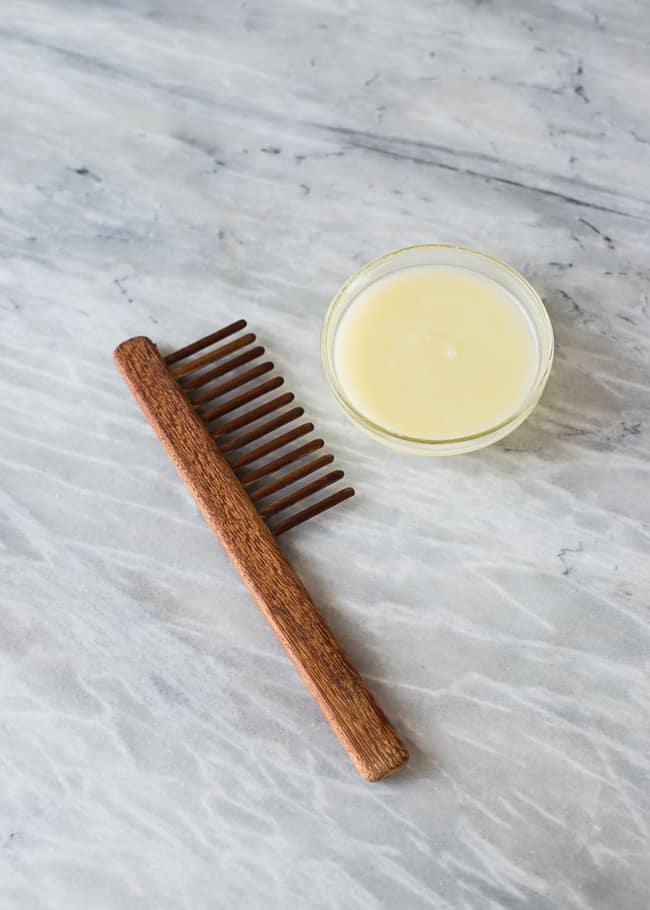 Treat your locks to this luxurious DIY deep hair conditioner with coconut oil, shea butter, argan oil and a variety of nourishing essential oils | HelloGlow.co