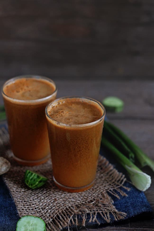 Carrot Blast Juice | 7 Fresh, Healthy Juice Recipes for Fall | HelloGlow.co