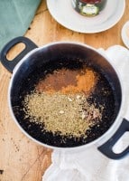 How to Make Your Own Elderberry Syrup | HelloGlow.co