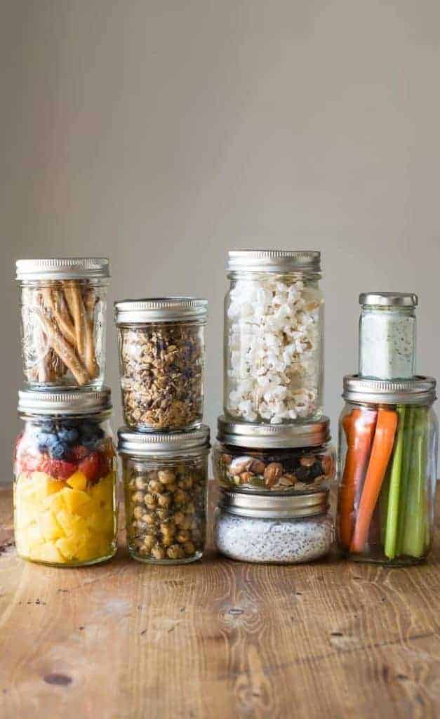 21 Healthy Mason Jar Snacks | HelloGlow.co