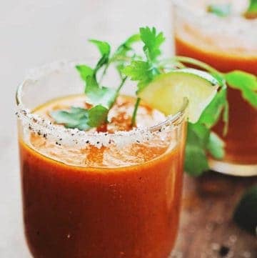 Homemade Bloody Mary Mix with Turmeric + Black Pepper | HelloGlow.co