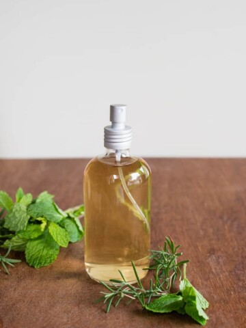 Mint Spray to Boost Hair Growth | HelloGlow.co