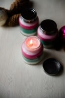 Layered Scent DIY Holiday Candles | HelloGlow.co