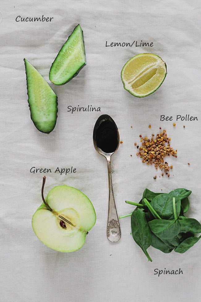 Post-Thanksgiving Green Detox Smoothie | HelloGlow.co