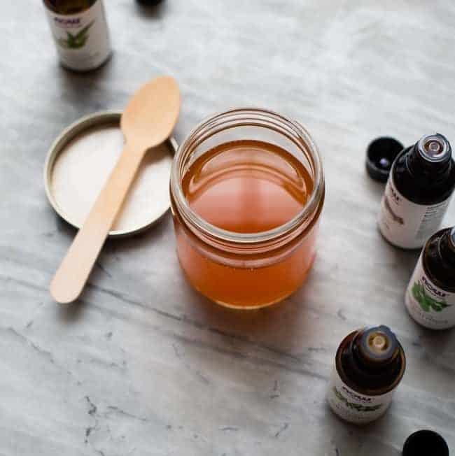 How to Soothe Sore Muscles with a DIY Rub | HelloGlow.co