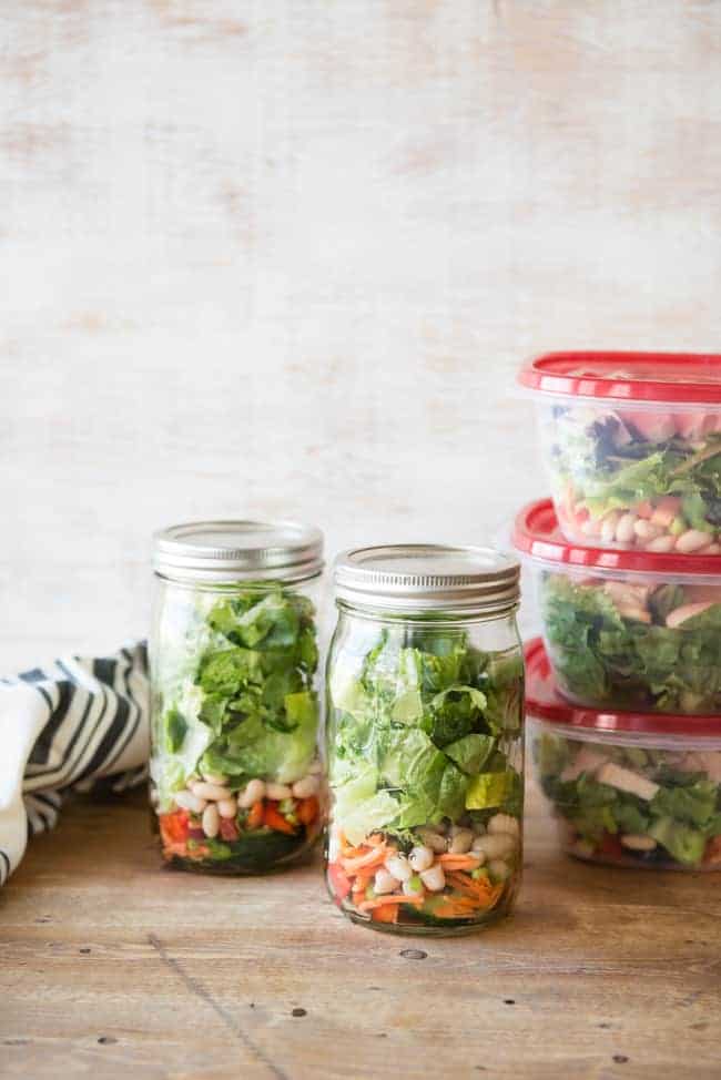 How to Make a Week of Mason Jar Salads