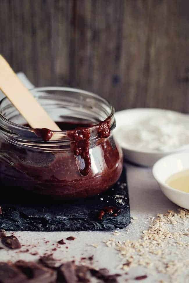 15 Kitchen Beauty Ingredients - Chocolate | HelloGlow.co