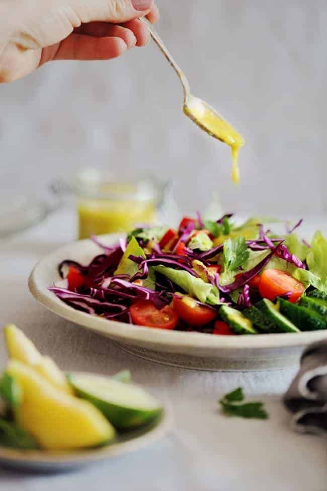 Spiralized Veggie Salad: Eat the Rainbow! - Peas and Crayons