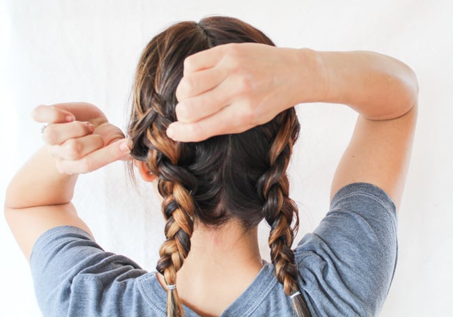 3 Wege, Ihr Haar ohne Hitze zu locken