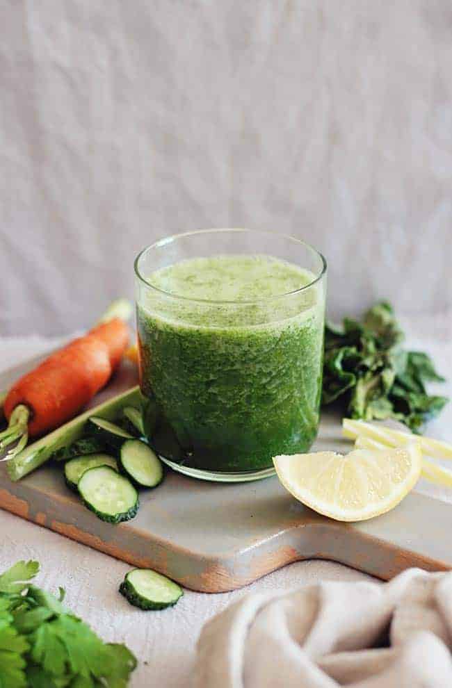Green juice for easy 1-day cleanse program