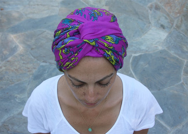 Capelli Round Up - 13 Modi Come Indossare un Foulard tra i Capelli