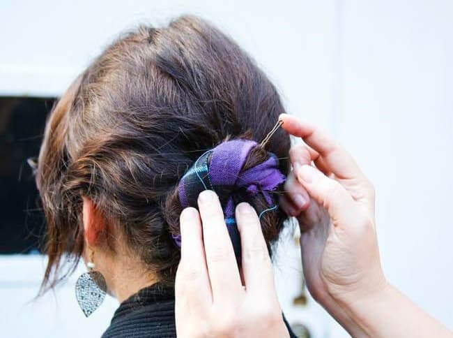 13 Chic Ways to Wear a Scarf in Your Hair 