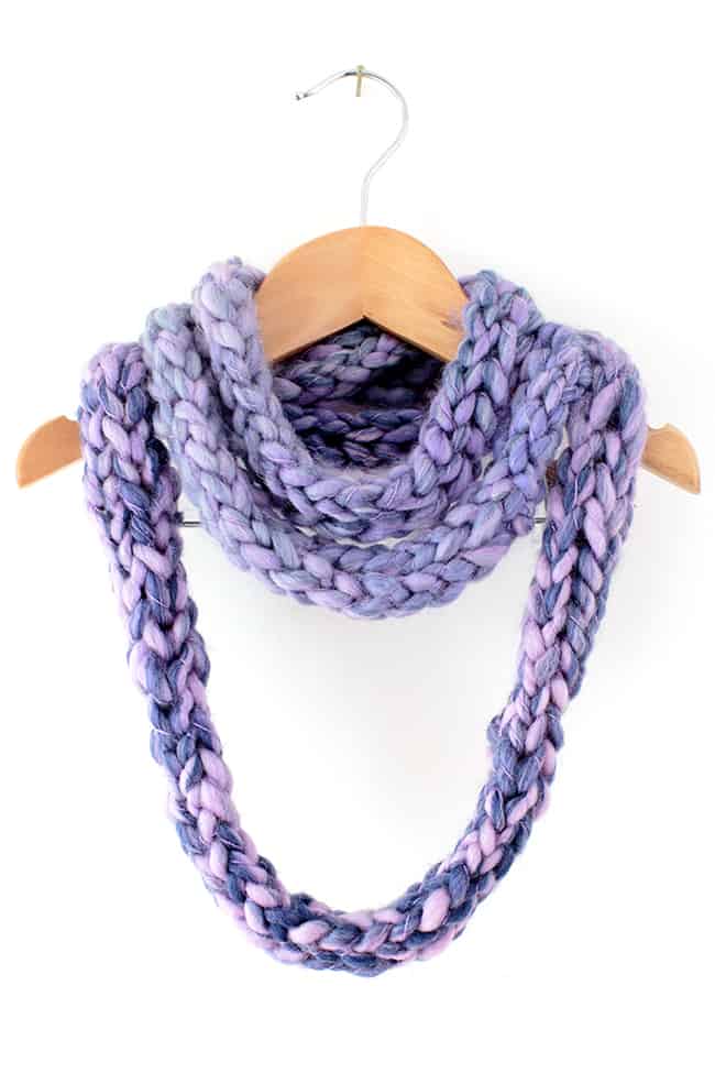 DIY Finger Knit Infinity Scarf