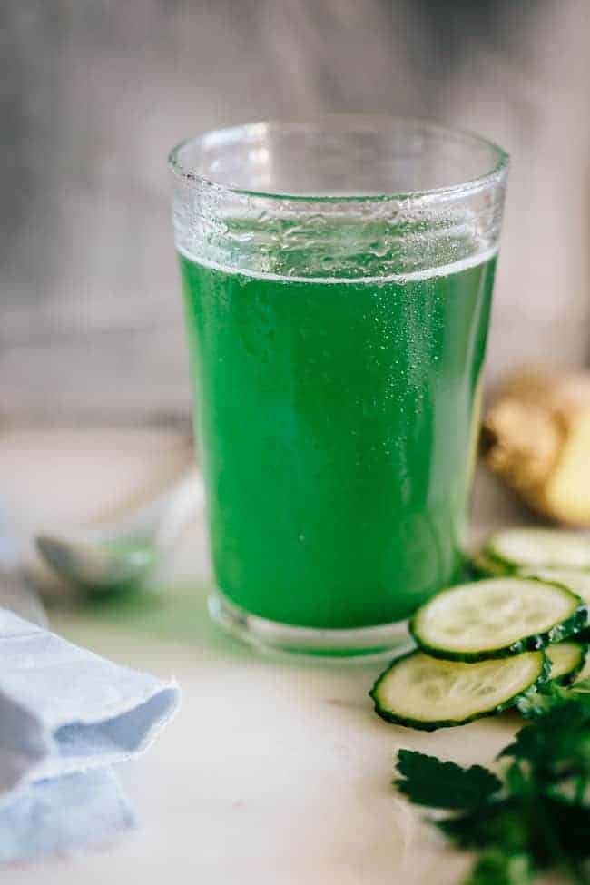 Get Back on Track With 3 Super-Easy Detox Juice Recipes 