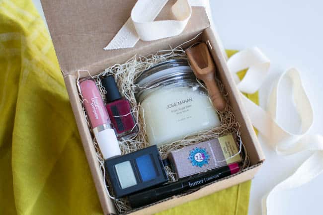 Naturally, We Love: Our Favorite Beauty Gift Boxes | Hello ...