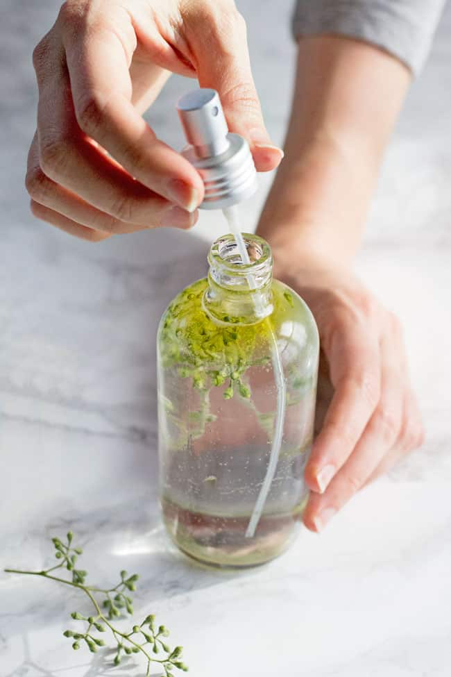 15 DIY Room Sprays to Make Your Home Smell Like Spring