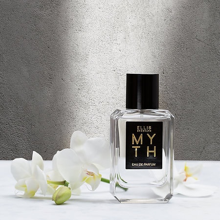 10 Phthalate-Free Perfumes We Love