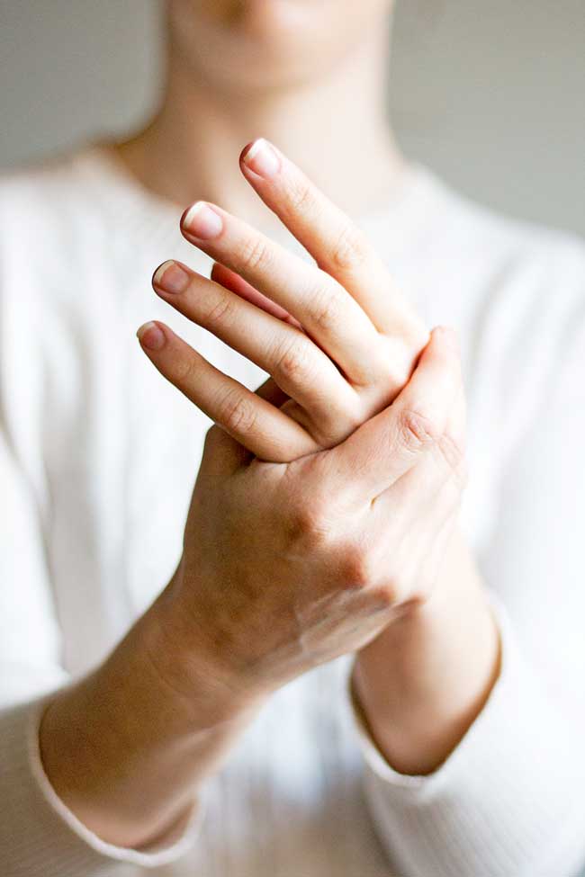 What It Really Means When Your Fingernails Won't Grow