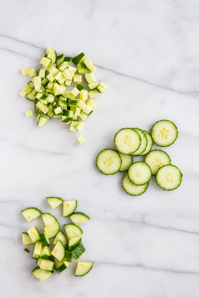 https://helloglow.co/wp-content/uploads/2017/04/Guide-to-Cutting-Veggies_Cucumber-12-of-12.jpg