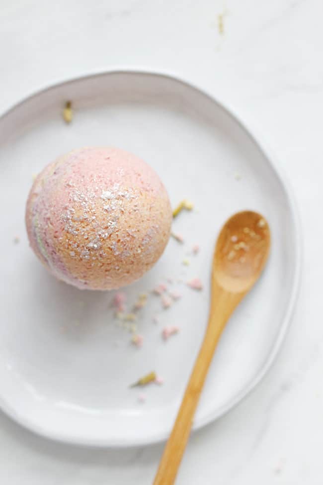 DIY Rainbow Bath Bomb Recipe - Made In A Pinch