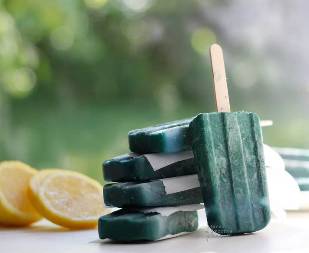 Blue Spirulina Popsicles from Green Smoothie Gourmet