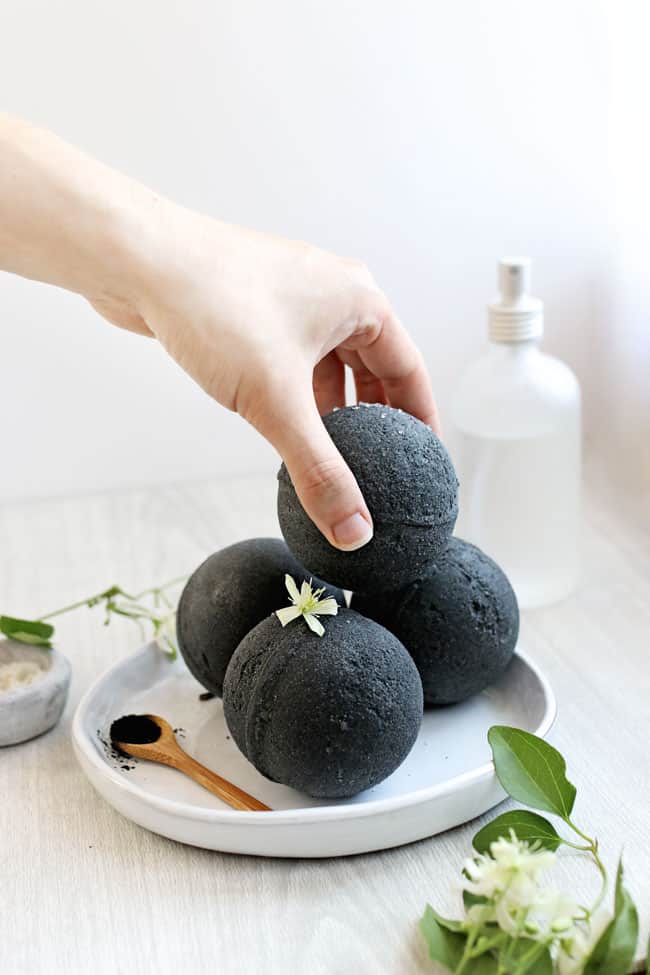 black color bath bomb