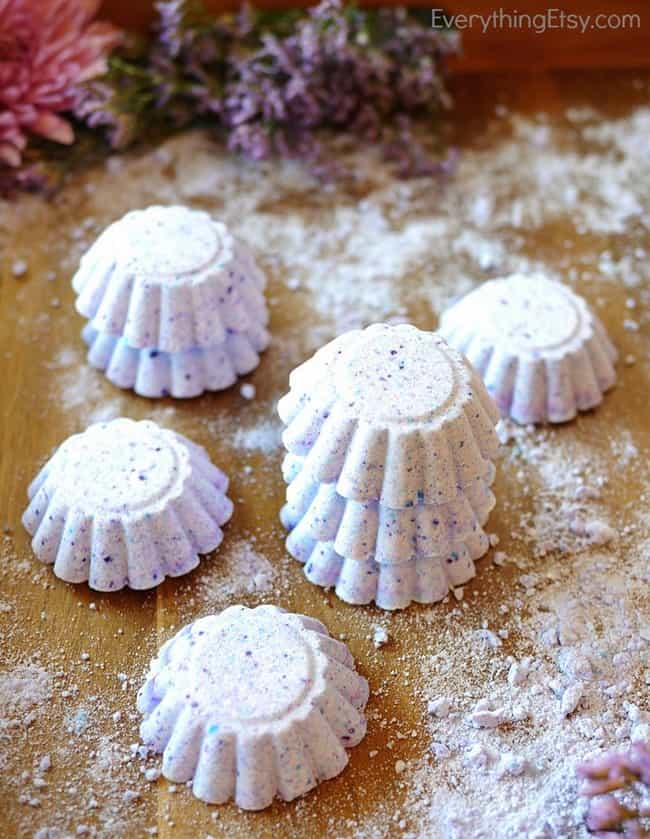 Lush Inspired Bath Bombs from Everything Etsy