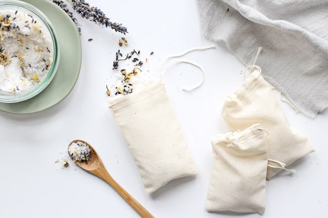 Reusable muslin sachets for homemade tub tea recipes